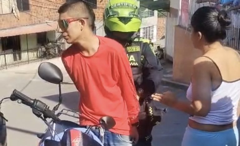  LO BAJARON DE UNA PATADA POR ANDAR ROBANDO EN LA CUMBRE.