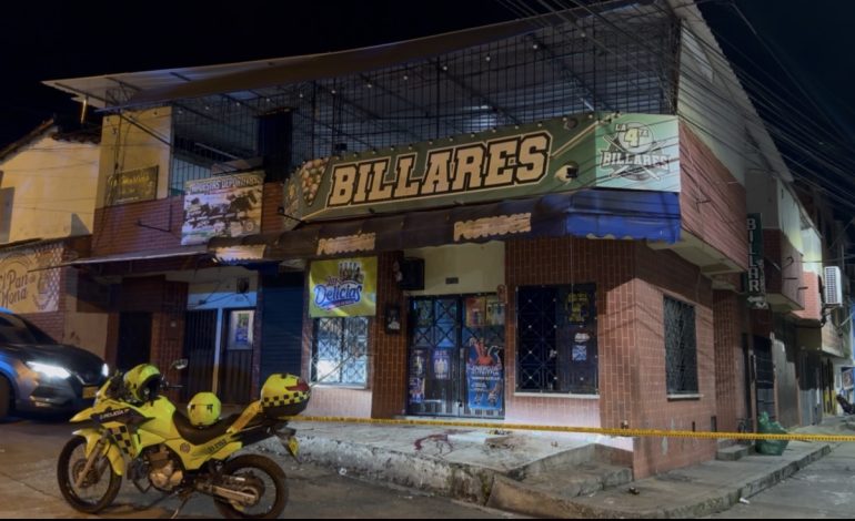  ANOCHE LE ACABARON LA VIDA A MECHAS EN EL MUNICIPIO DE PIEDECUESTA.